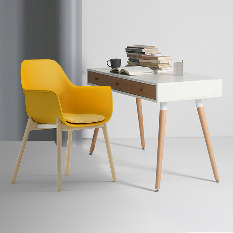 Pastic Chair With Wood Legs